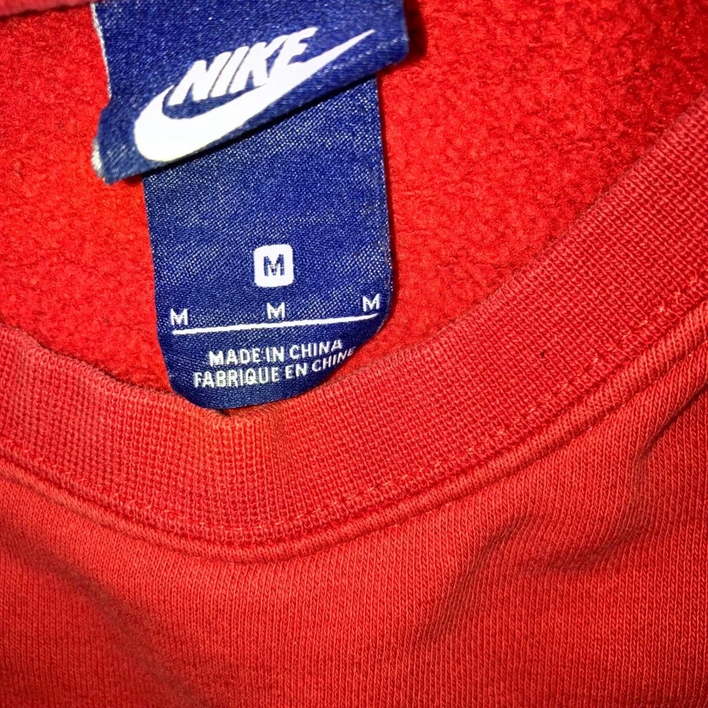 Nike keywords sportswear
